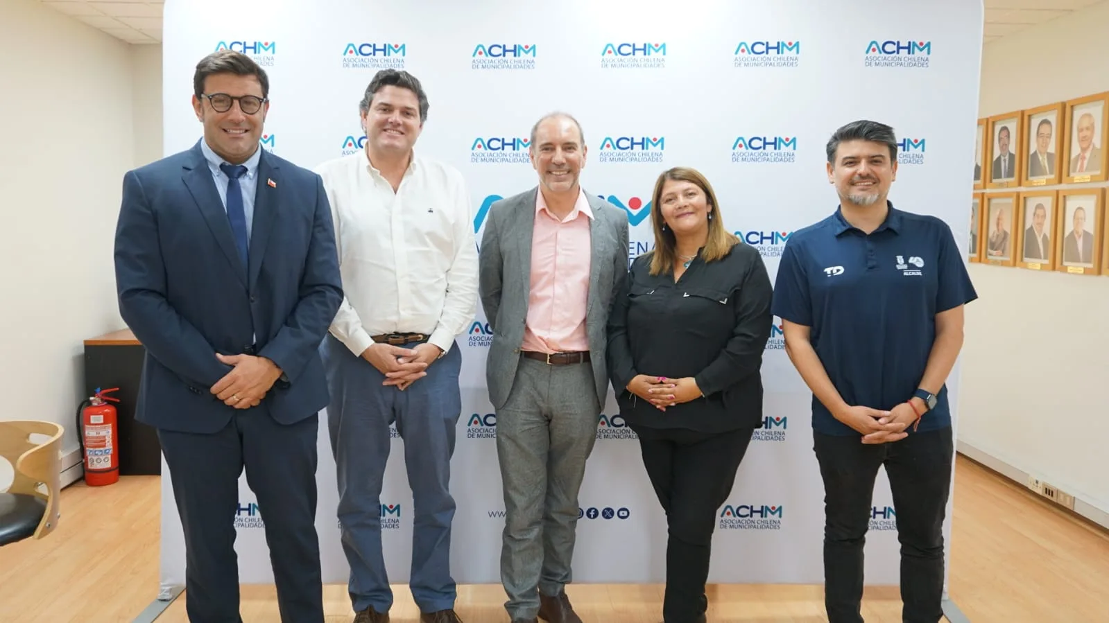 ACHM y MTT acuerdan avanzar en una agenda conjunta para mejorar transporte, conectividad y respuesta ante emergencias